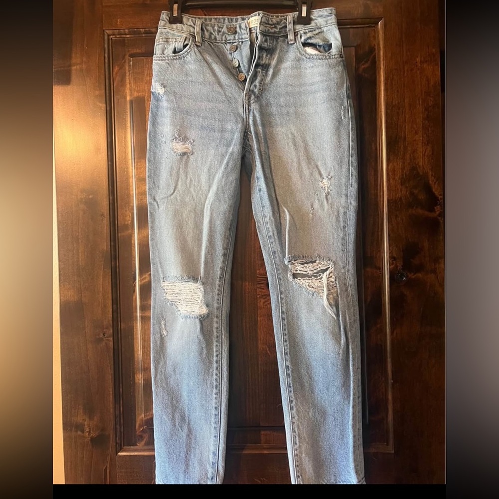 Distressed Light Blue Women's Jeans